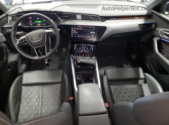 WA13CBGE1NB036318 2022 AUDI E-TRON Blue Вид панелі приладів
