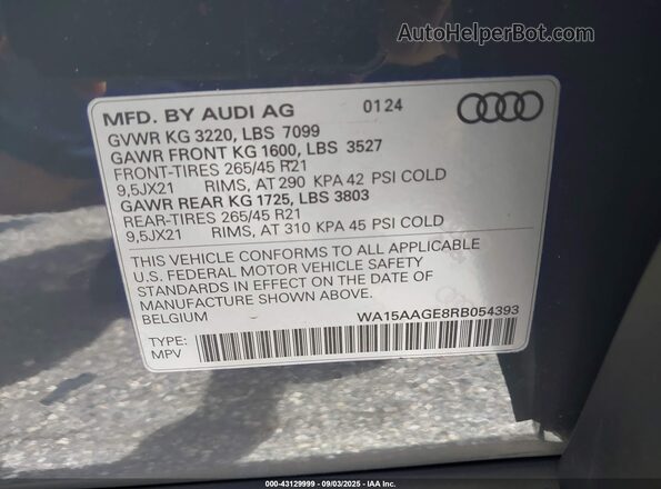 WA15AAGE8RB054393 2024 AUDI Q8 E-TRON Gray Widok komory silnika