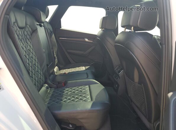 WA1A4AFY0J2016095 2018 AUDI SQ5 Белый 