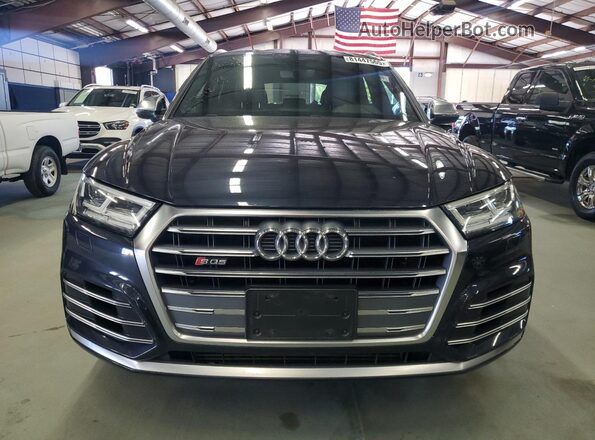 WA1A4AFY3K2060240 2019 AUDI SQ5 Blue Widok z przodu