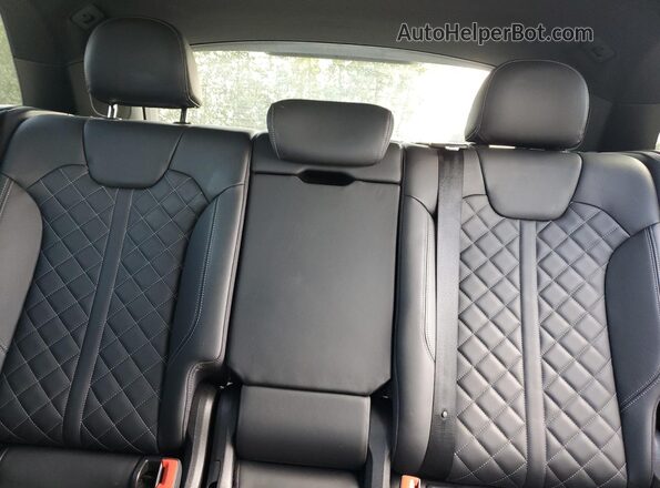 WA1A4AFY5J2044779 2018 AUDI SQ5 Blue 