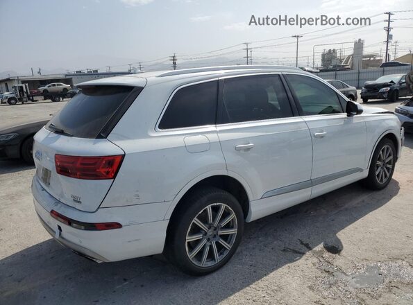 WA1AAAF72JD039978 2018 AUDI Q7 White 