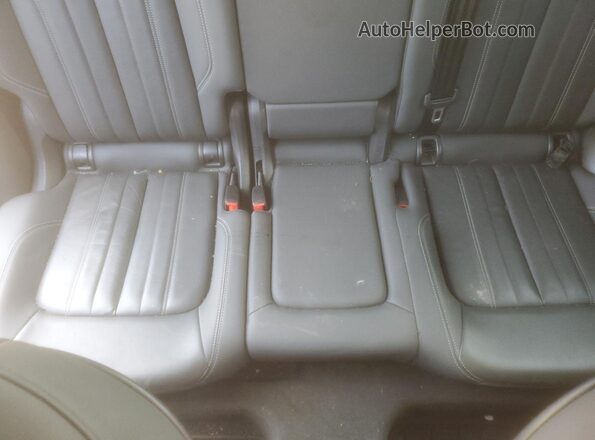 WA1AAAFY0M2035971 2021 AUDI Q5 Blue Widok tylnych siedzeń