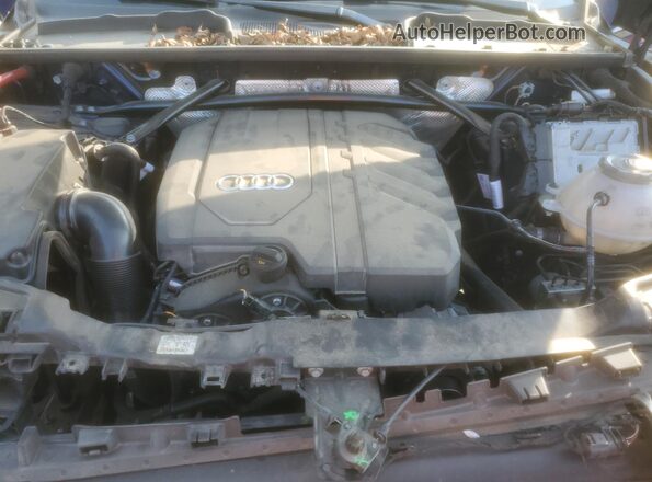 WA1AAAFY0M2035971 2021 AUDI Q5 Blue Widok komory silnika