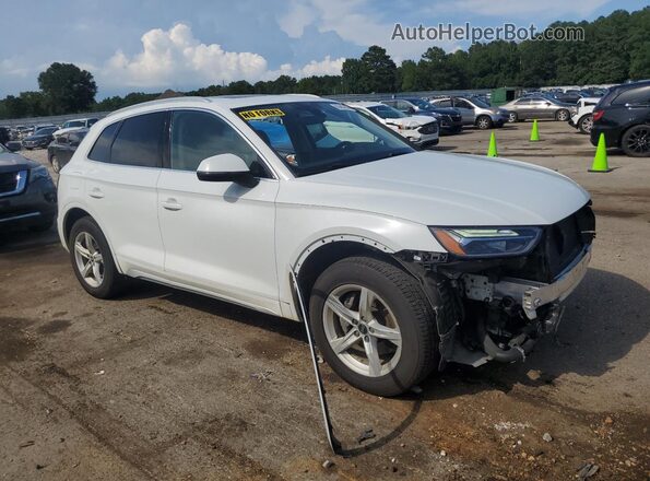 WA1AAAFY0M2037817 2021 AUDI Q5 White Delantero derecho