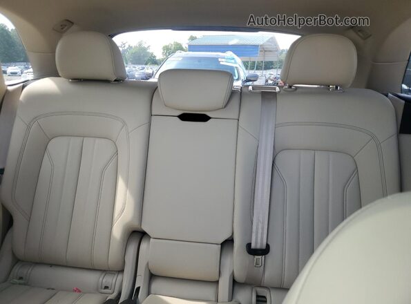 WA1AAAFY0M2037817 2021 AUDI Q5 White Vista de los asientos traseros
