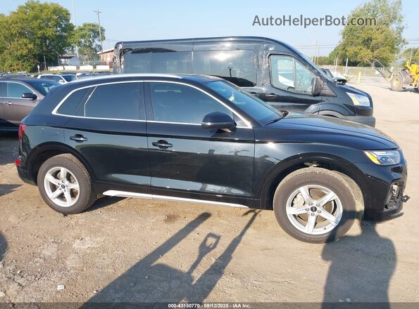 WA1AAAFY3M2054367 2021 AUDI Q5 Black Вид задньої частини салону