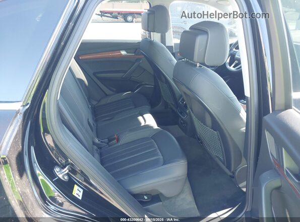 WA1AAAFY4M2044401 2021 AUDI Q5 Black Widok naklejki z numerem VIN