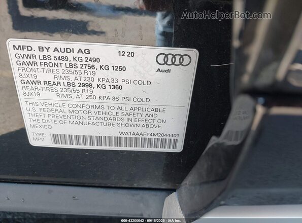 WA1AAAFY4M2044401 2021 AUDI Q5 Black Widok komory silnika