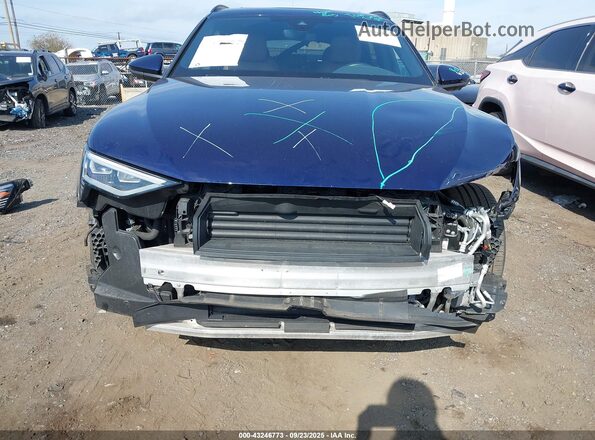 WA1AAAGE1NB030994 2022 AUDI E-TRON Blue Դիմացի տեսք