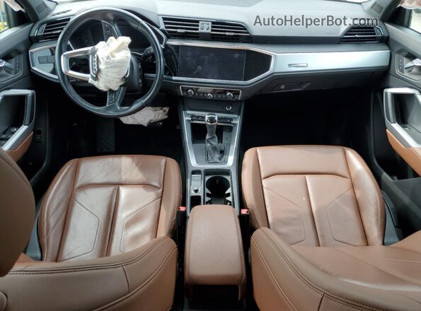 WA1AECF38L1032079 2020 AUDI Q3 White Dashboard view
