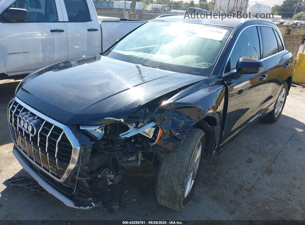 WA1AECF3XL1026171 2020 AUDI Q3 Black Widok z przodu