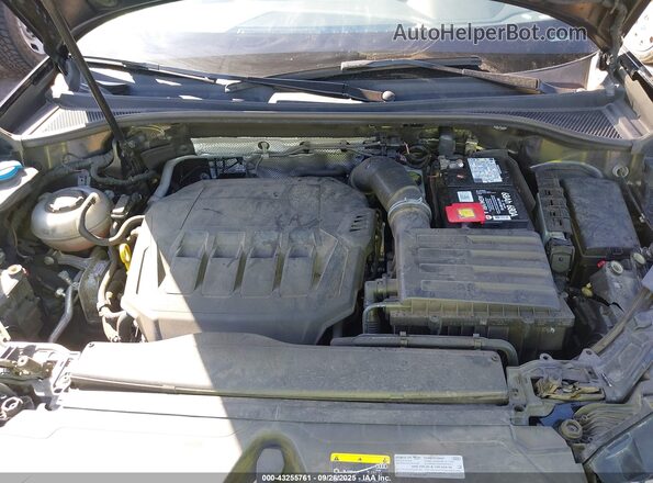 WA1AECF3XL1026171 2020 AUDI Q3 Black Widok z tyłu