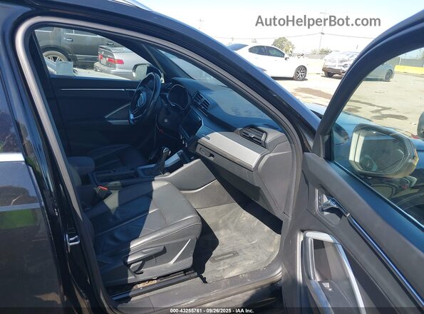 WA1AECF3XL1026171 2020 AUDI Q3 Black Widok wnętrza z przodu