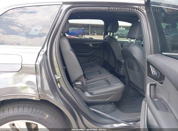 WA1AJAF76LD011295 2020 AUDI Q7 Gray VIN կոդի պիտակի տեսք