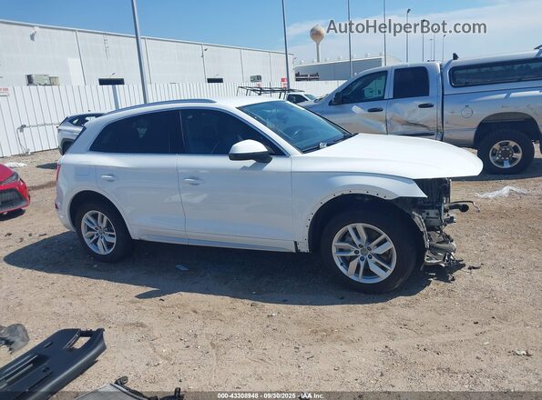 WA1ANAFY3L2061855 2020 AUDI Q5 White Widok wnętrza 360 stopni