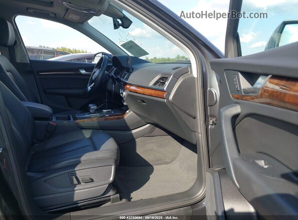 WA1ANAFY9L2046728 2020 AUDI Q5 Gray წინა სალონის ხედი