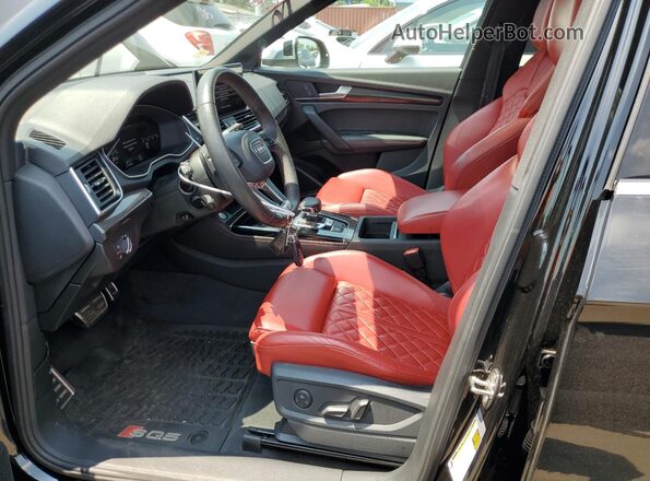 WA1B4AFY0M2015070 2021 AUDI SQ5 Black Սալոնի դիմացի տեսք