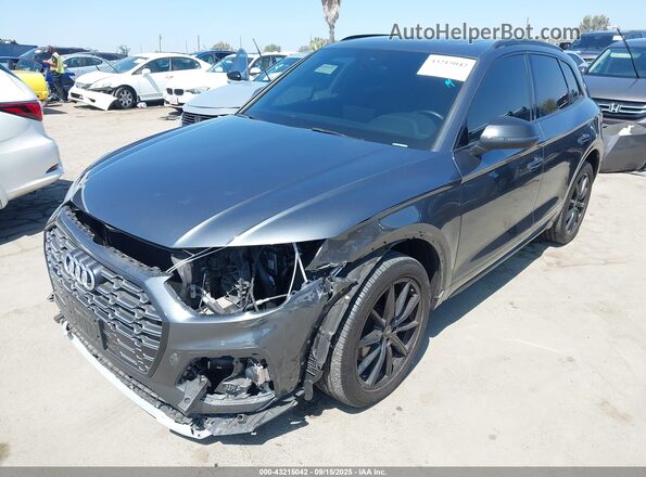 WA1B4AFY1P2073449 2023 AUDI SQ5 Gray Vista tres cuartos delantera izquierda