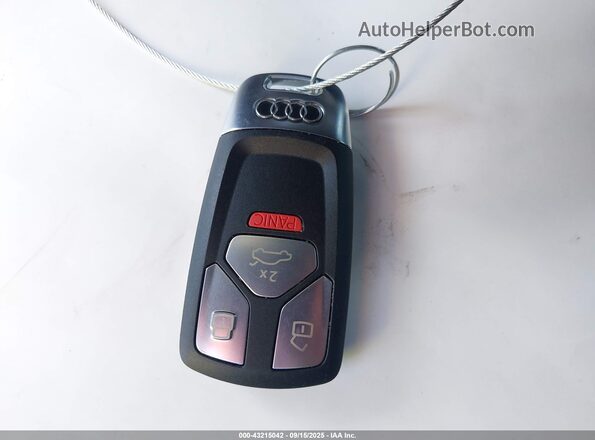 WA1B4AFY1P2073449 2023 AUDI SQ5 Gray Vista del salpicadero