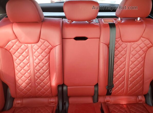 WA1B4AFY2M2018035 2021 AUDI SQ5 Black Rear seats view