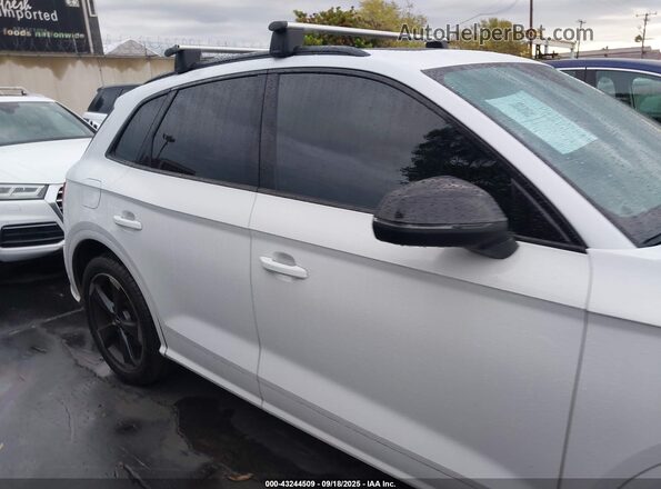 WA1B4AFY3K2005677 2019 AUDI SQ5 White Vista interior de 360 grados