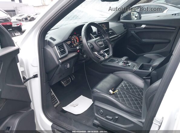 WA1B4AFY3K2005677 2019 AUDI SQ5 White 