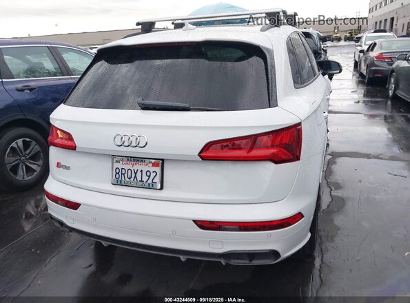 WA1B4AFY3K2005677 2019 AUDI SQ5 White 