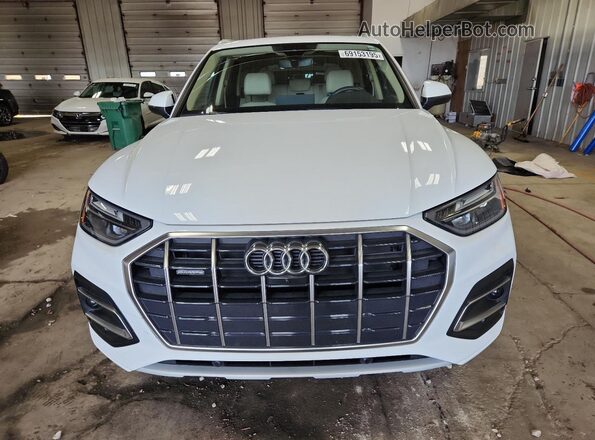 WA1BAAFY0M2130146 2021 AUDI Q5 White 