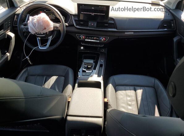 WA1BAAFY8M2084050 2021 AUDI Q5 Silver Вид панелі приладів