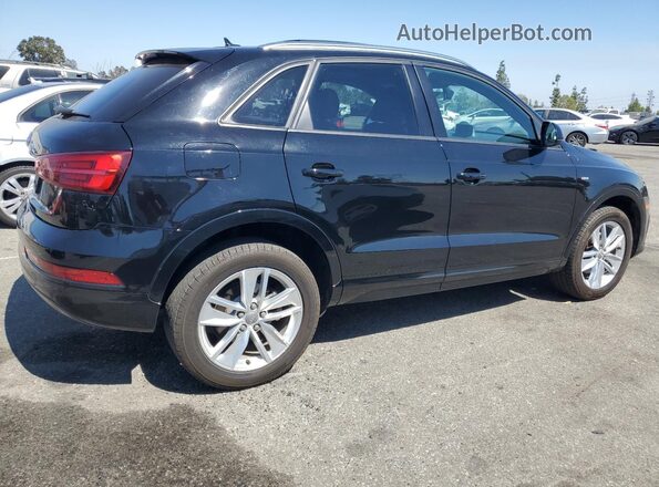 WA1BCCFS2JR028836 2018 AUDI Q3 Black 