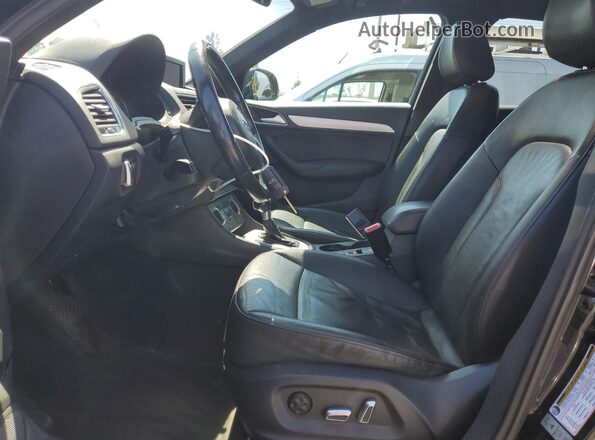 WA1BCCFS2JR028836 2018 AUDI Q3 Black 