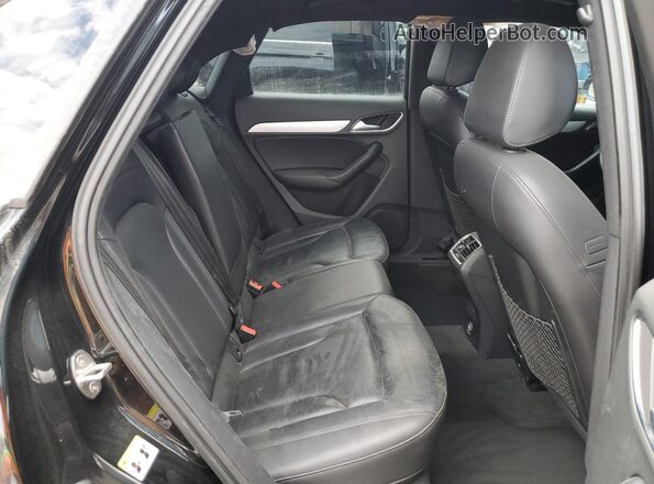 WA1BCCFS3HR001574 2017 AUDI Q3 Black 