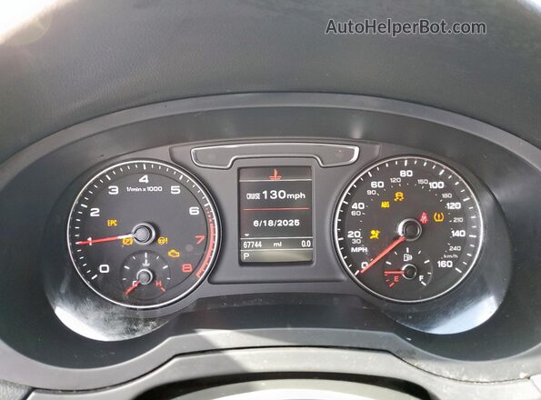 WA1BCCFS3JR023676 2018 AUDI Q3 White 