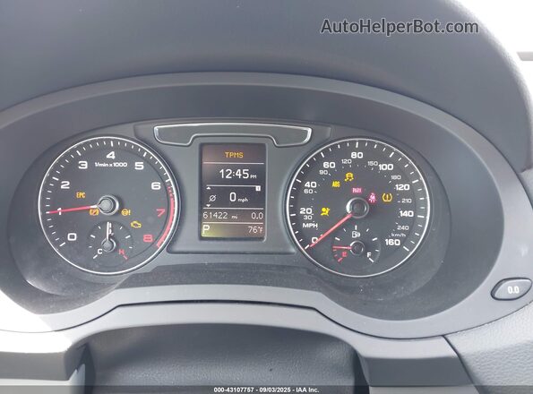 WA1BCCFS4JR004814 2018 AUDI Q3 Black 