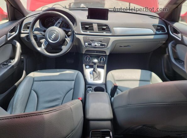 WA1BCCFS7JR002961 2018 AUDI Q3 Красный 