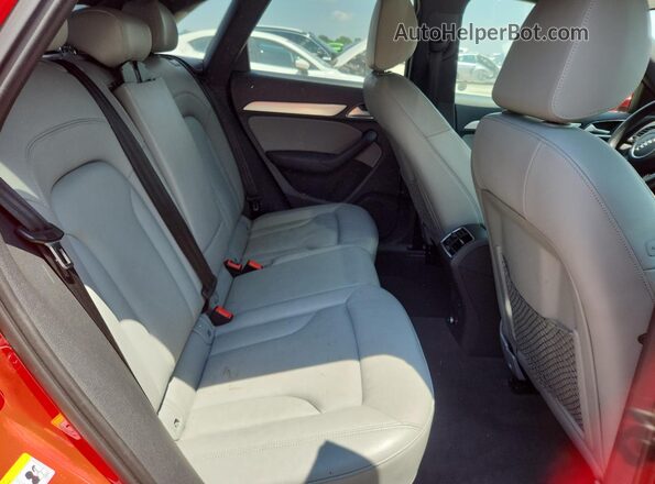 WA1BCCFS7JR002961 2018 AUDI Q3 Красный 