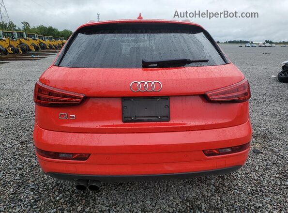 WA1BCCFS8JR000412 2018 AUDI Q3 Red 