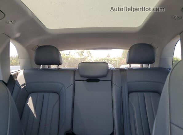 WA1BNAFY7J2106233 2018 AUDI Q5 White 