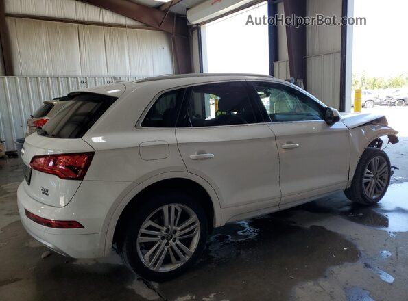 WA1BNAFY9J2008952 2018 AUDI Q5 Белый 
