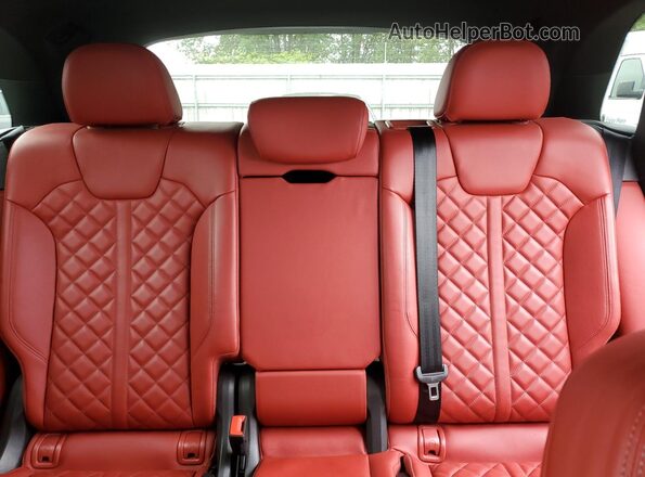 WA1C4AFY9J2129522 2018 AUDI SQ5 Gray Rear seats view