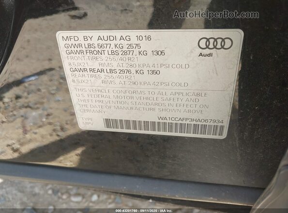 WA1CCAFP3HA067934 2017 AUDI SQ5 Black Engine compartment view