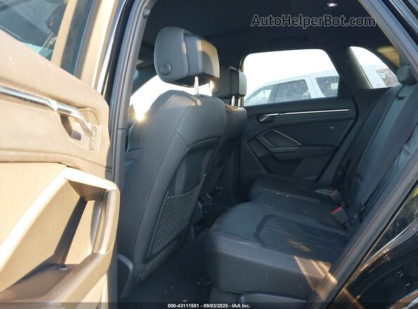 WA1DECF30M1064006 2021 AUDI Q3 Black VIN sticker view