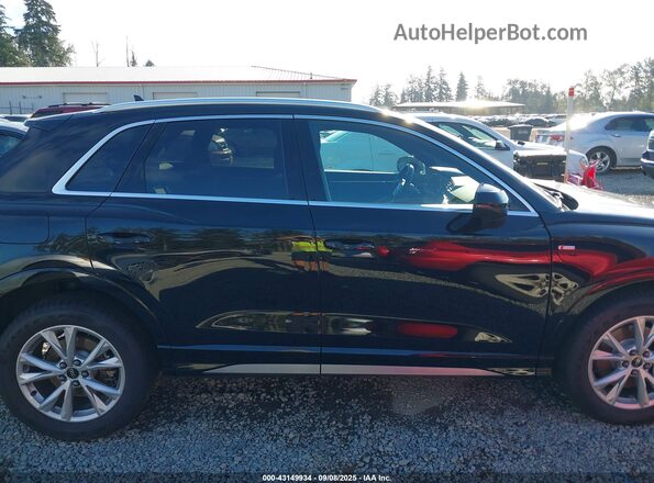 WA1DECF30R1104057 2024 AUDI Q3 Black 