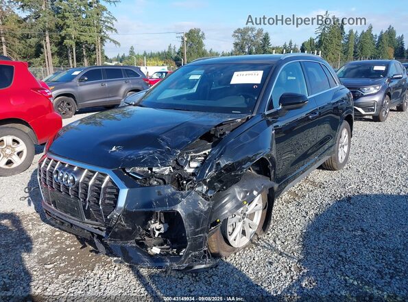 WA1DECF30R1104057 2024 AUDI Q3 Black 