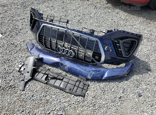 WA1DECF31R1113351 2024 AUDI Q3 Blue 