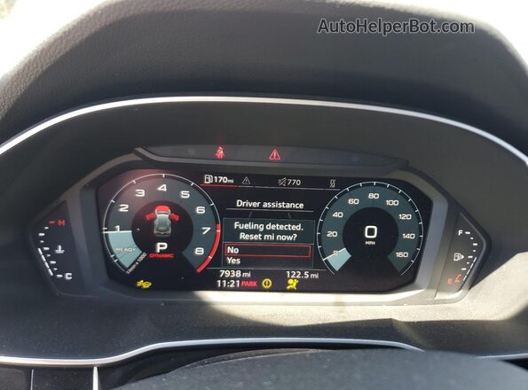 WA1DECF32R1185417 2024 AUDI Q3 Gray 