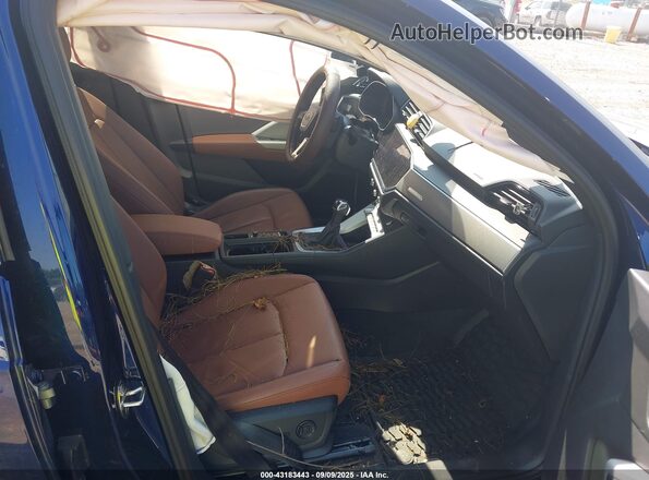 WA1DECF35N1043394 2022 AUDI Q3 Blue Вид салону спереду