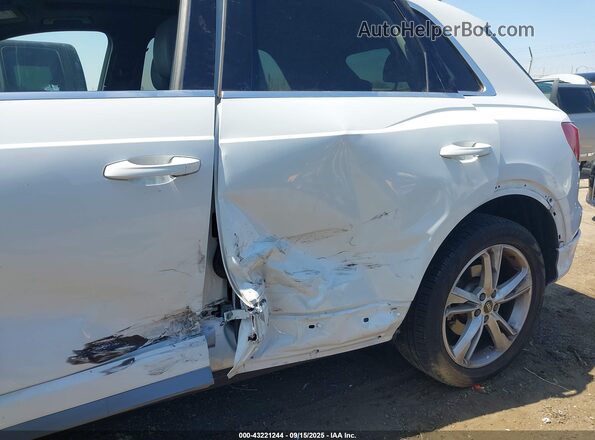 WA1DECF36M1028109 2021 AUDI Q3 White Widok z przodu