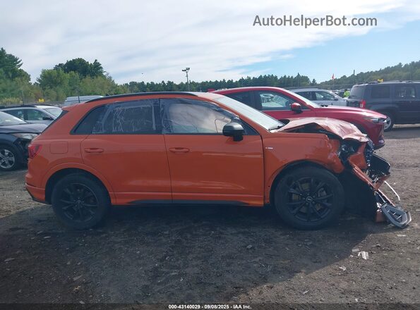 WA1DECF37M1131247 2021 AUDI Q3 Orange Вид задньої частини салону